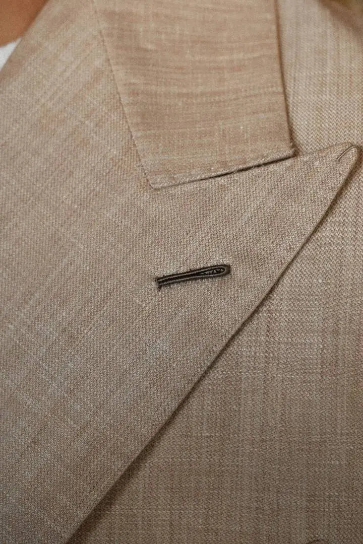 Custom Suits Toronto – Where Craftsmanship Meets Modern Style